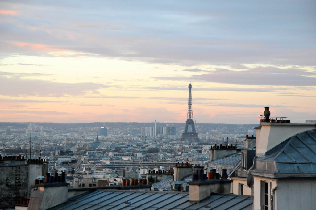Hustak og Eiffeltårn